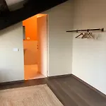 Ca' D'adda ホームステイ *